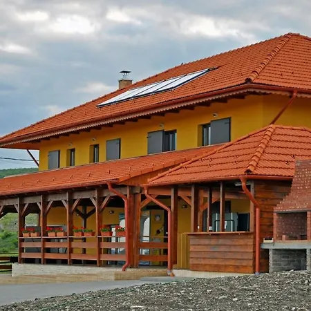 Pensiunea Cheile Apusenilor Sandulesti